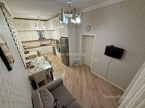 Satılır 4 otaqlı həyət evi 150 m²