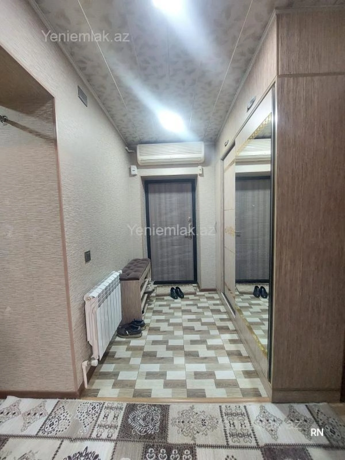 Satılır 3 otaqlı köhnə tikili 80 m²