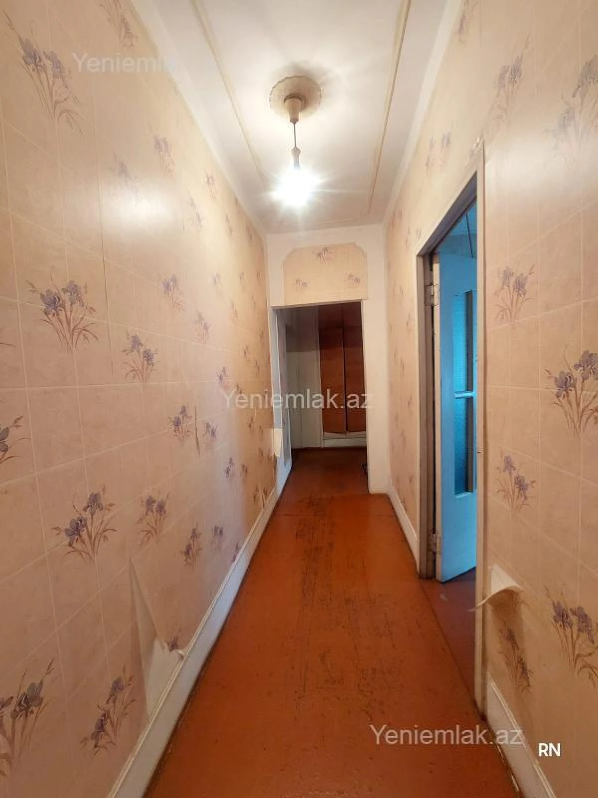 Satılır 4 otaqlı köhnə tikili 90 m²