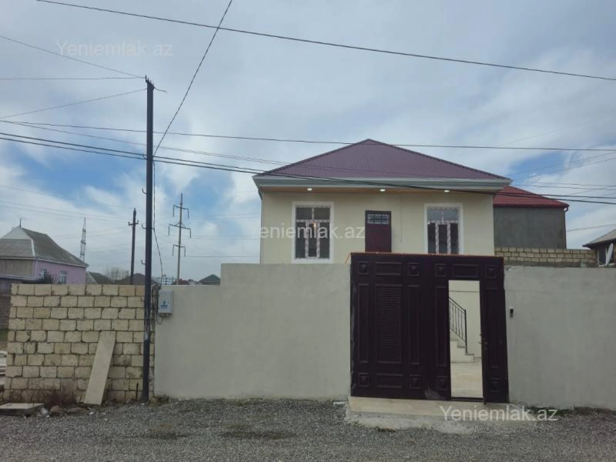 Satılır 4 otaqlı həyət evi 110 m²