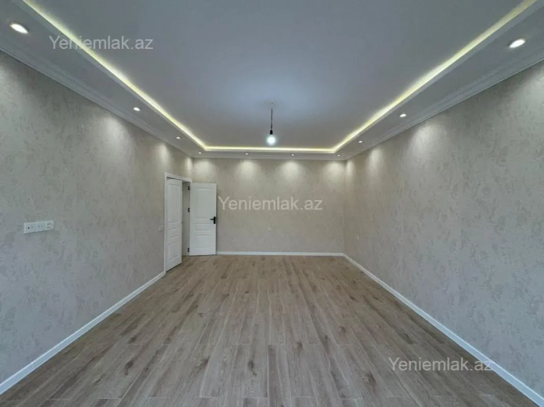 Satılır 5 otaqlı həyət evi 220 m²