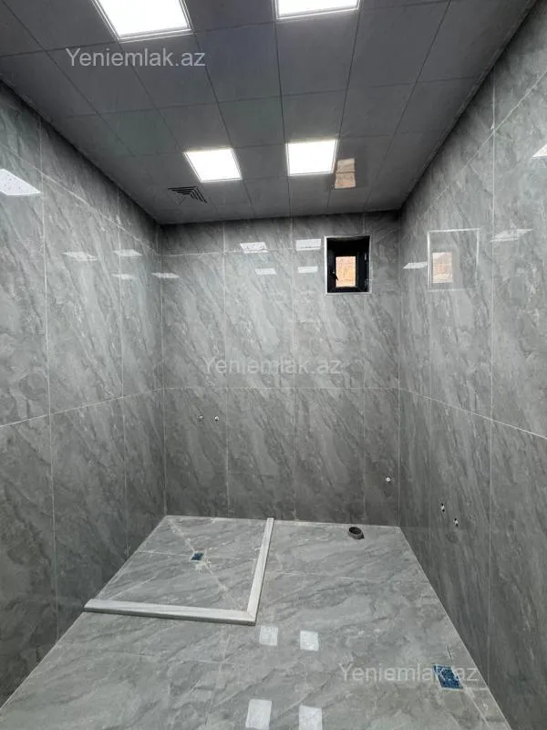 Satılır 5 otaqlı həyət evi 220 m²