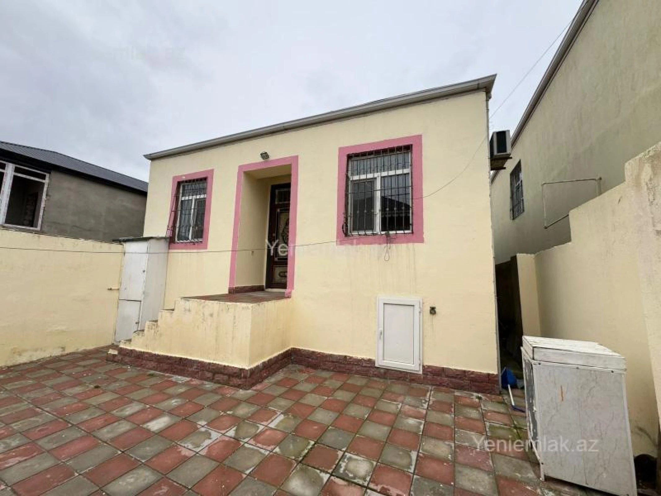 Satılır 3 otaqlı həyət evi 90 m²