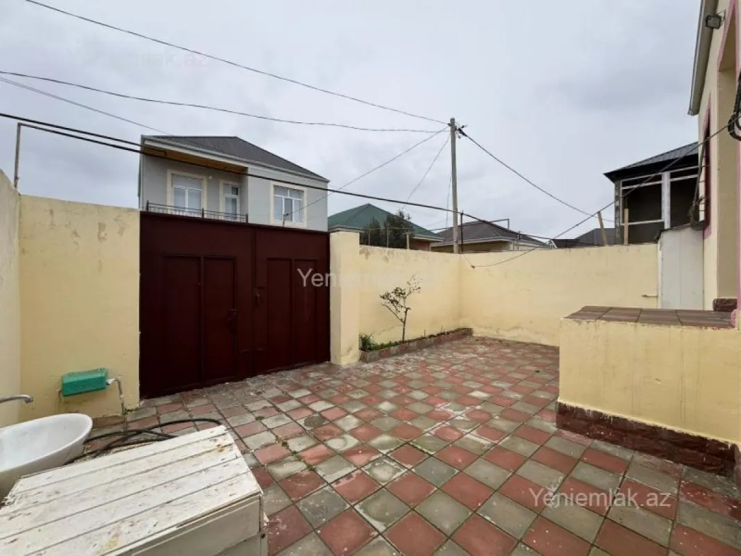 Satılır 3 otaqlı həyət evi 90 m²