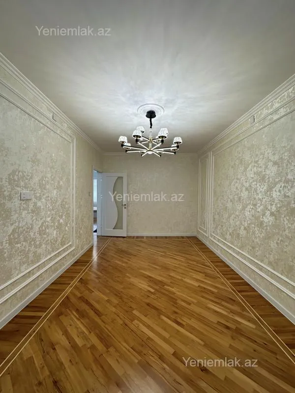 Satılır 2 otaqlı köhnə tikili 55 m²