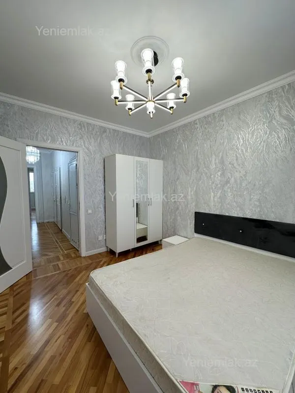 Satılır 2 otaqlı köhnə tikili 55 m²