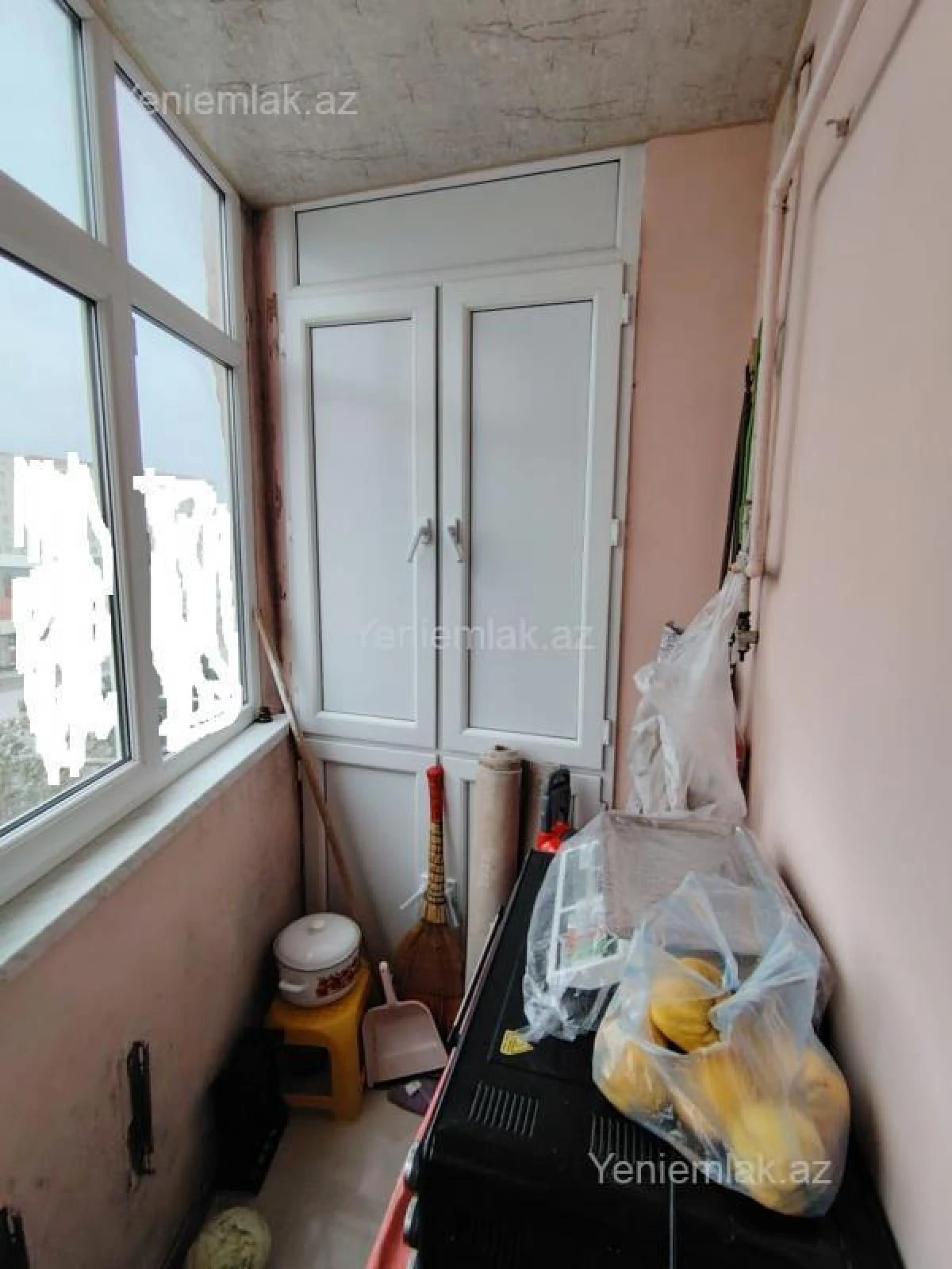 Satılır 4 otaqlı köhnə tikili 82 m²