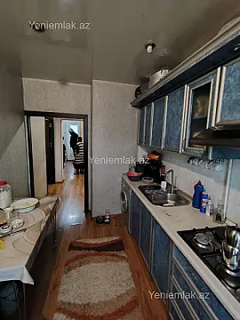 Satılır 4 otaqlı köhnə tikili 82 m²