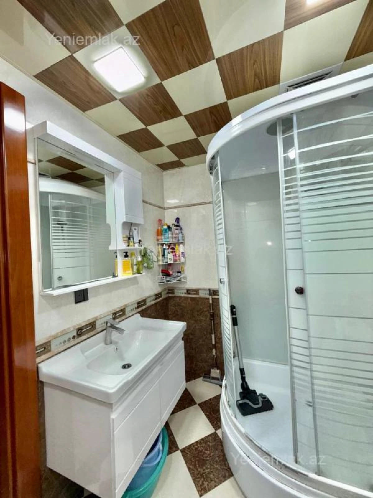 Satılır 3 otaqlı yeni tikili 105 m²