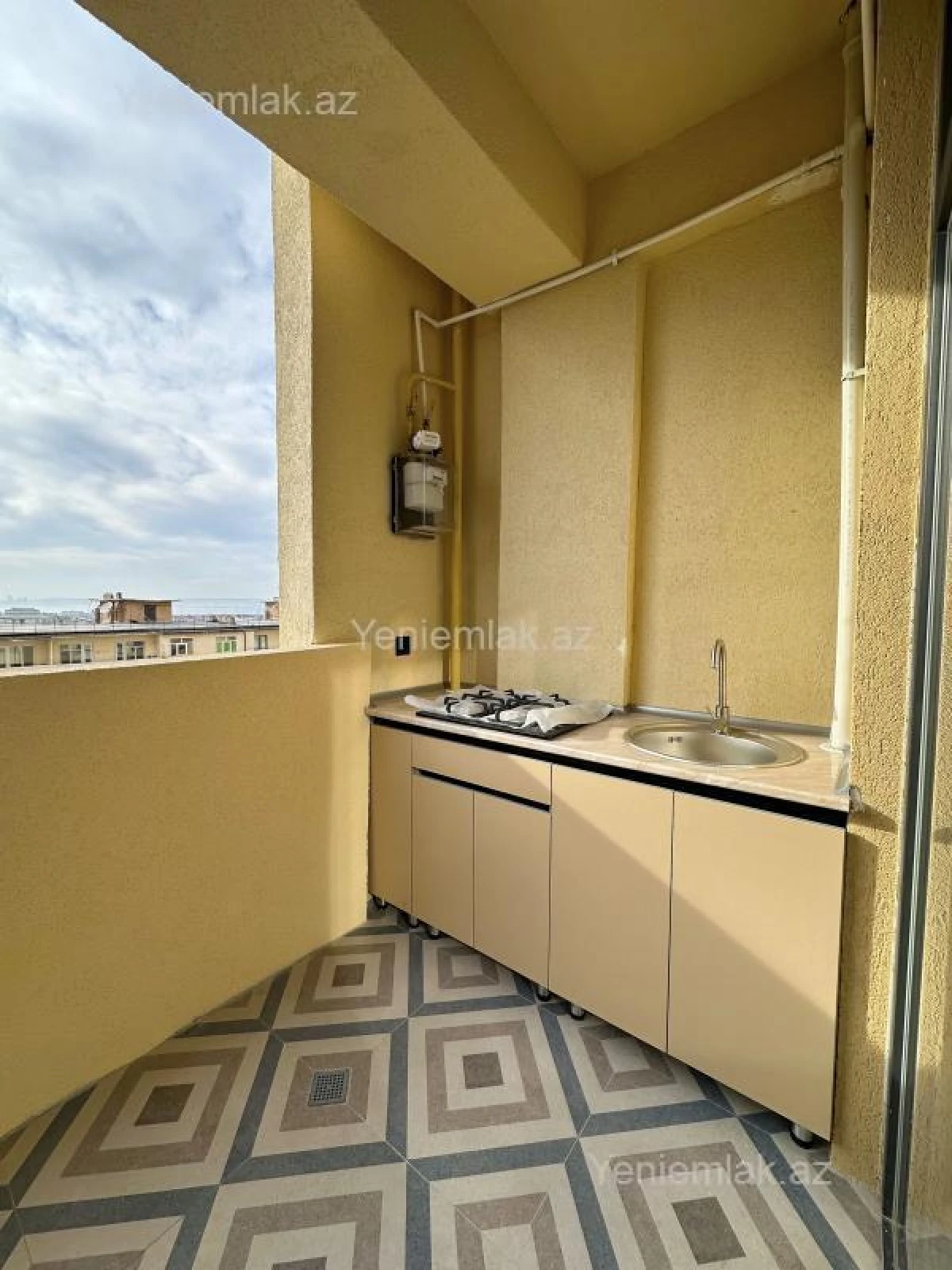 Satılır 3 otaqlı yeni tikili 70 m²