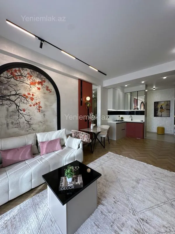 Satılır 3 otaqlı yeni tikili 70 m²