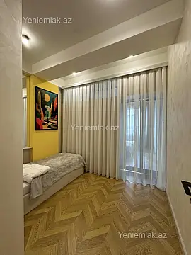 Satılır 3 otaqlı yeni tikili 70 m²