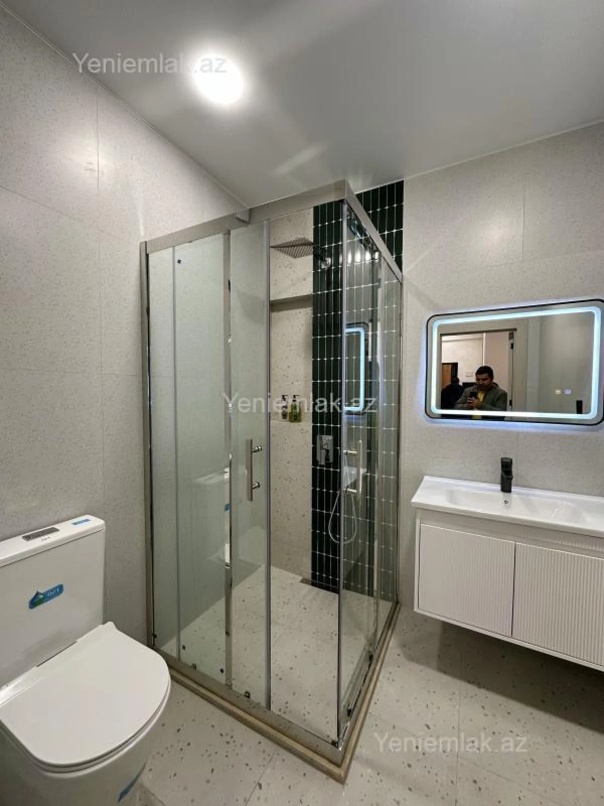 Satılır 3 otaqlı yeni tikili 70 m²