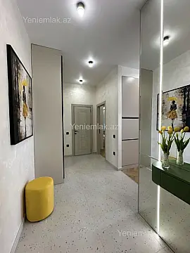 Satılır 3 otaqlı yeni tikili 70 m²