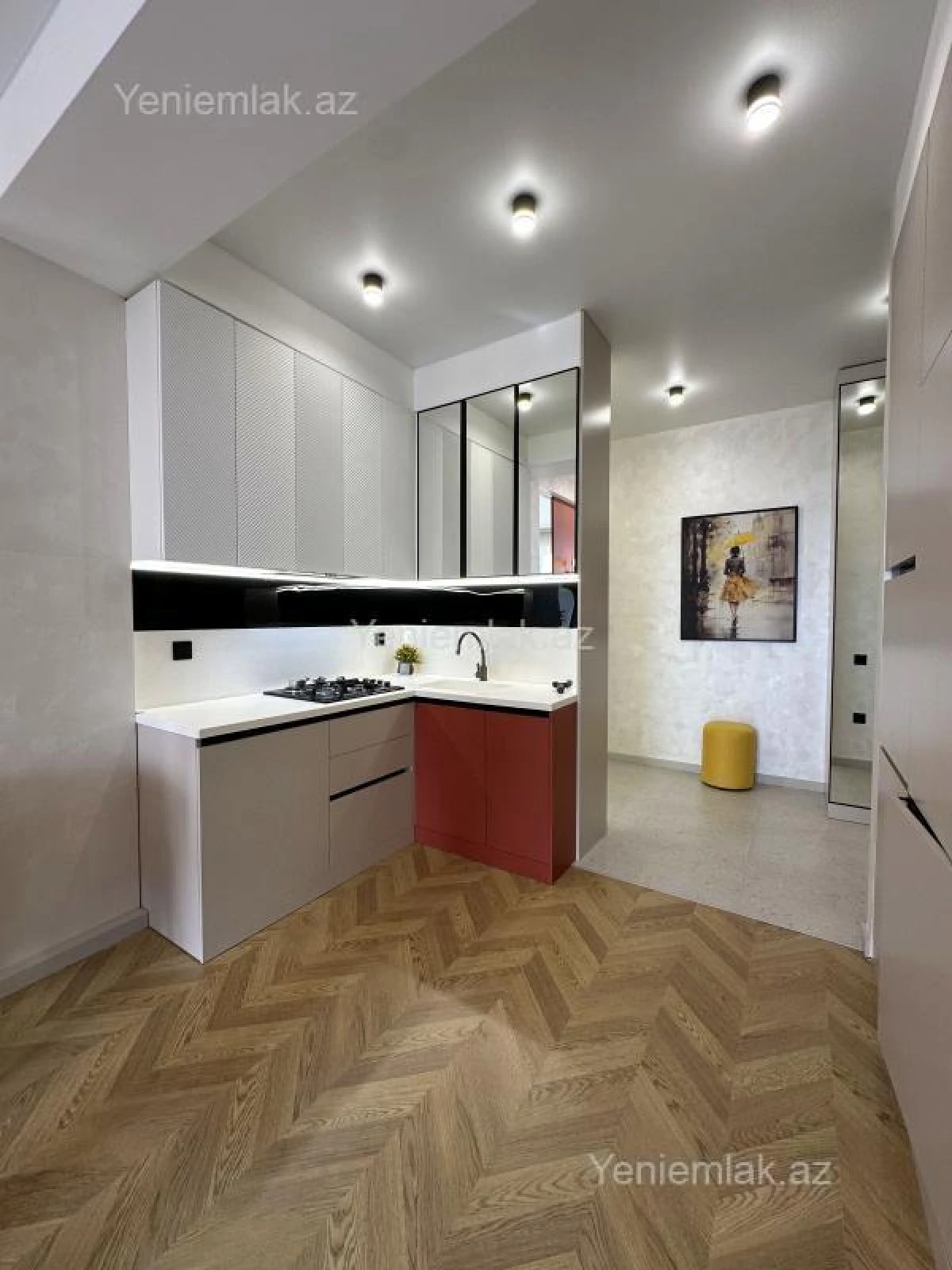 Satılır 3 otaqlı yeni tikili 70 m²