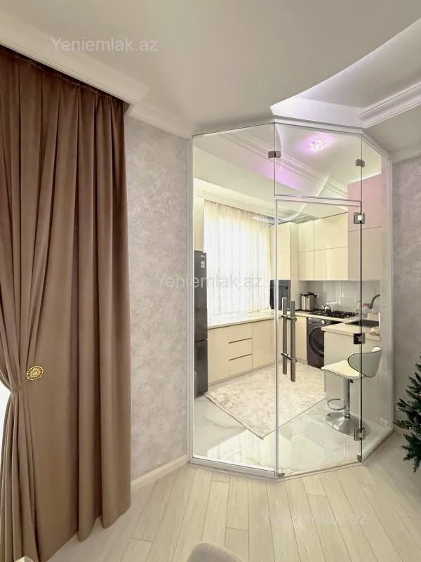 Satılır 3 otaqlı yeni tikili 100 m²