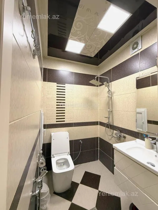 Satılır 3 otaqlı yeni tikili 100 m²