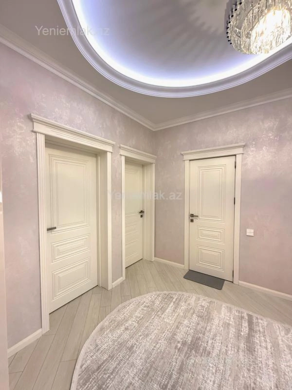 Satılır 3 otaqlı yeni tikili 100 m²