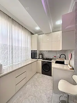 Satılır 3 otaqlı yeni tikili 100 m²