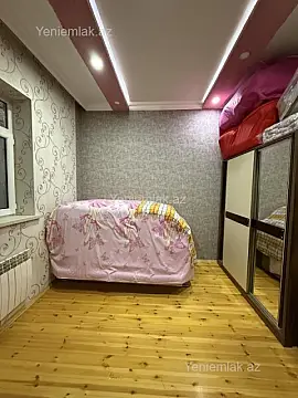 Satılır 4 otaqlı həyət evi 100 m²