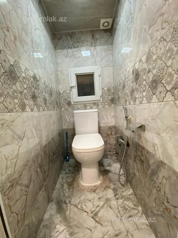 Satılır 2 otaqlı köhnə tikili 60 m²