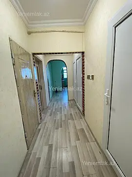 Satılır 2 otaqlı köhnə tikili 60 m²