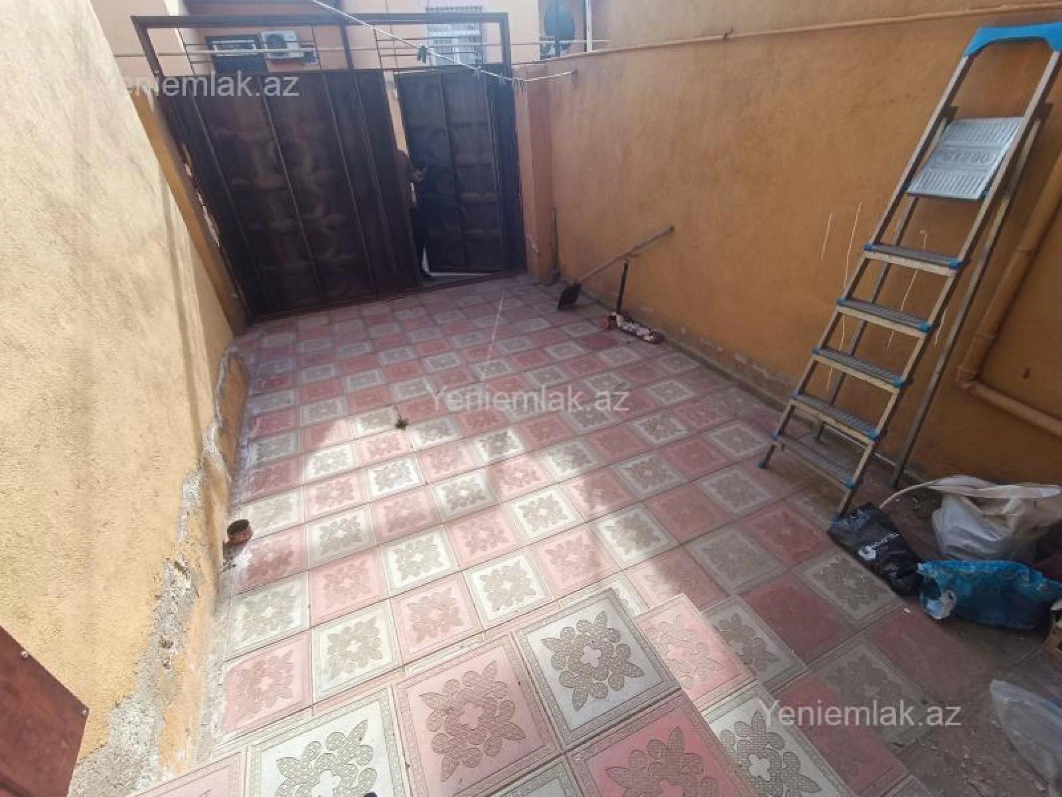 Satılır 2 otaqlı həyət evi 55 m²