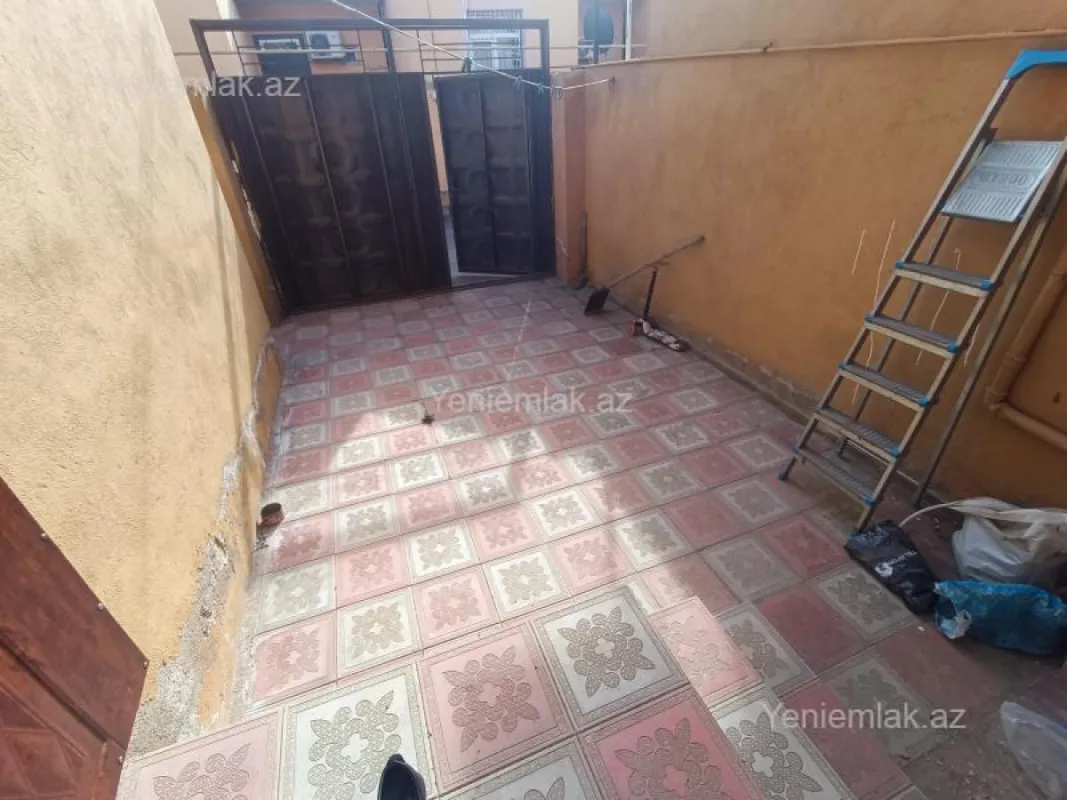 Satılır 2 otaqlı həyət evi 55 m²