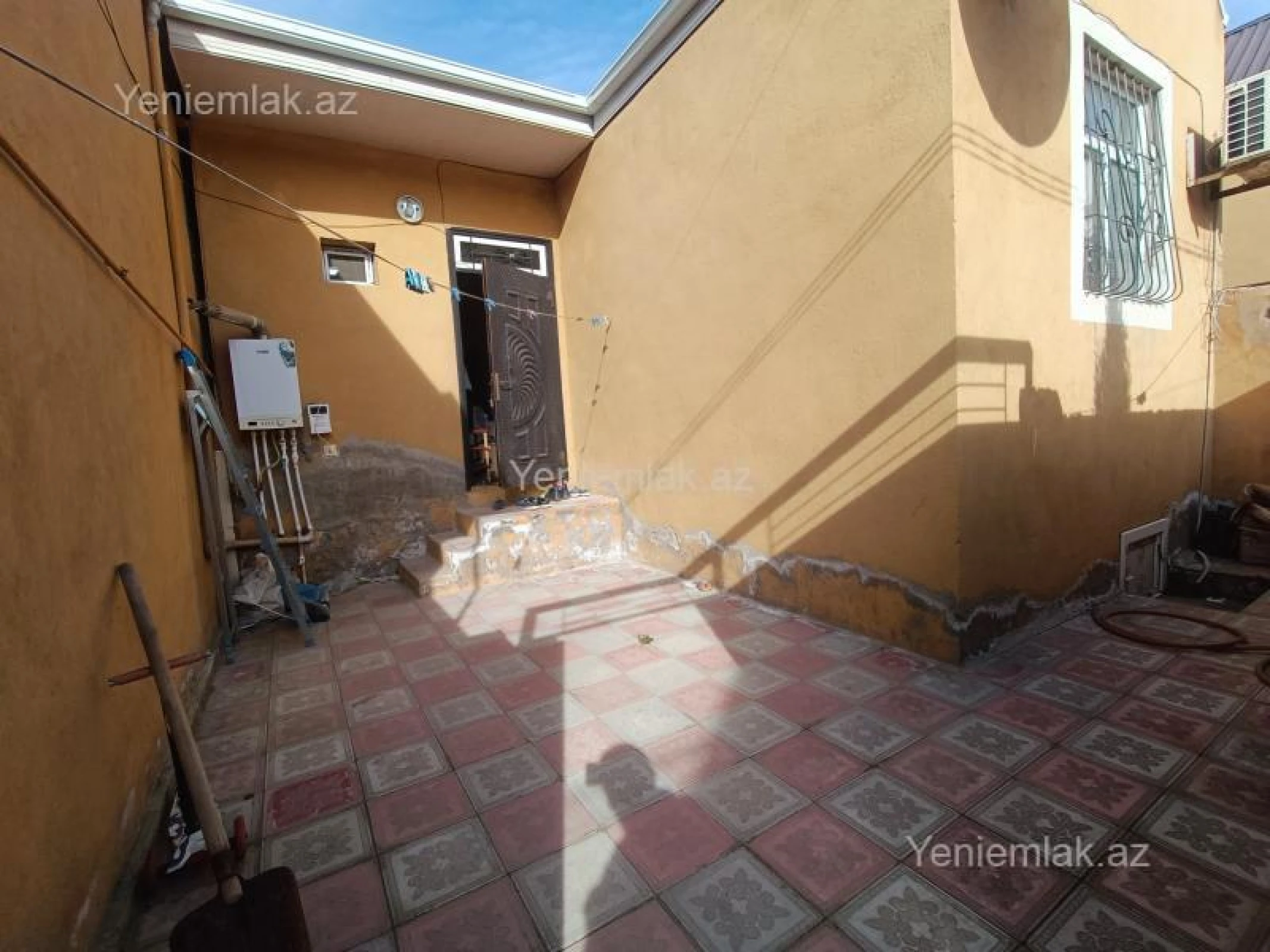 Satılır 2 otaqlı həyət evi 55 m²