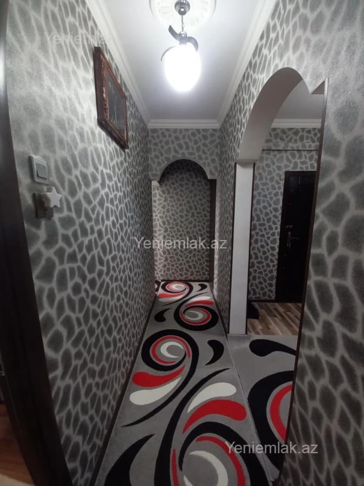 Satılır 3 otaqlı köhnə tikili 68 m²