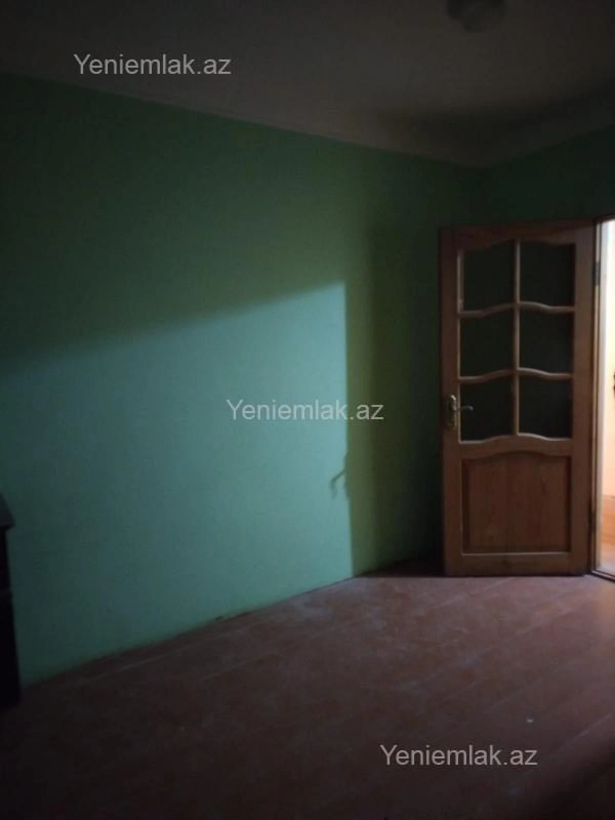 Satılır 3 otaqlı köhnə tikili 90 m²