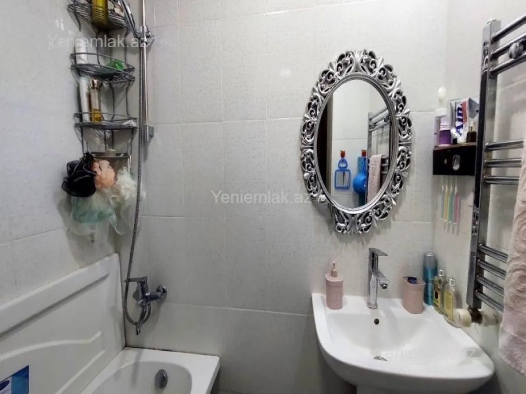 Satılır 3 otaqlı yeni tikili 85 m²