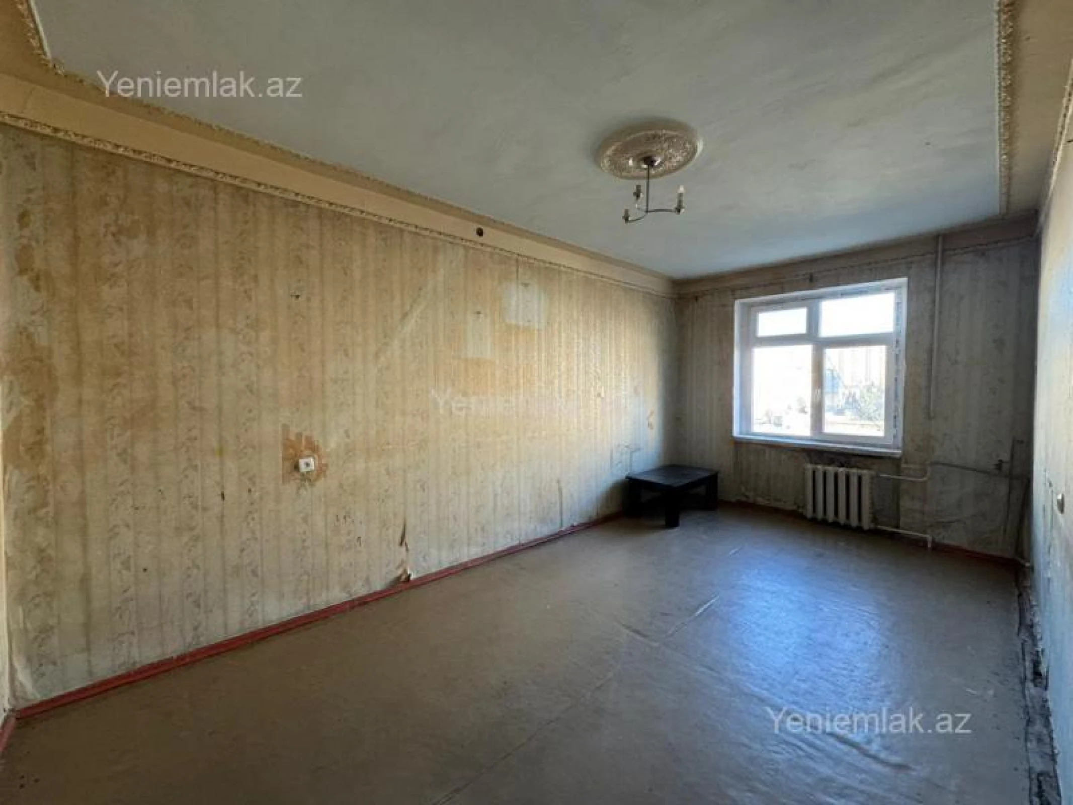 Satılır 4 otaqlı köhnə tikili 108 m²