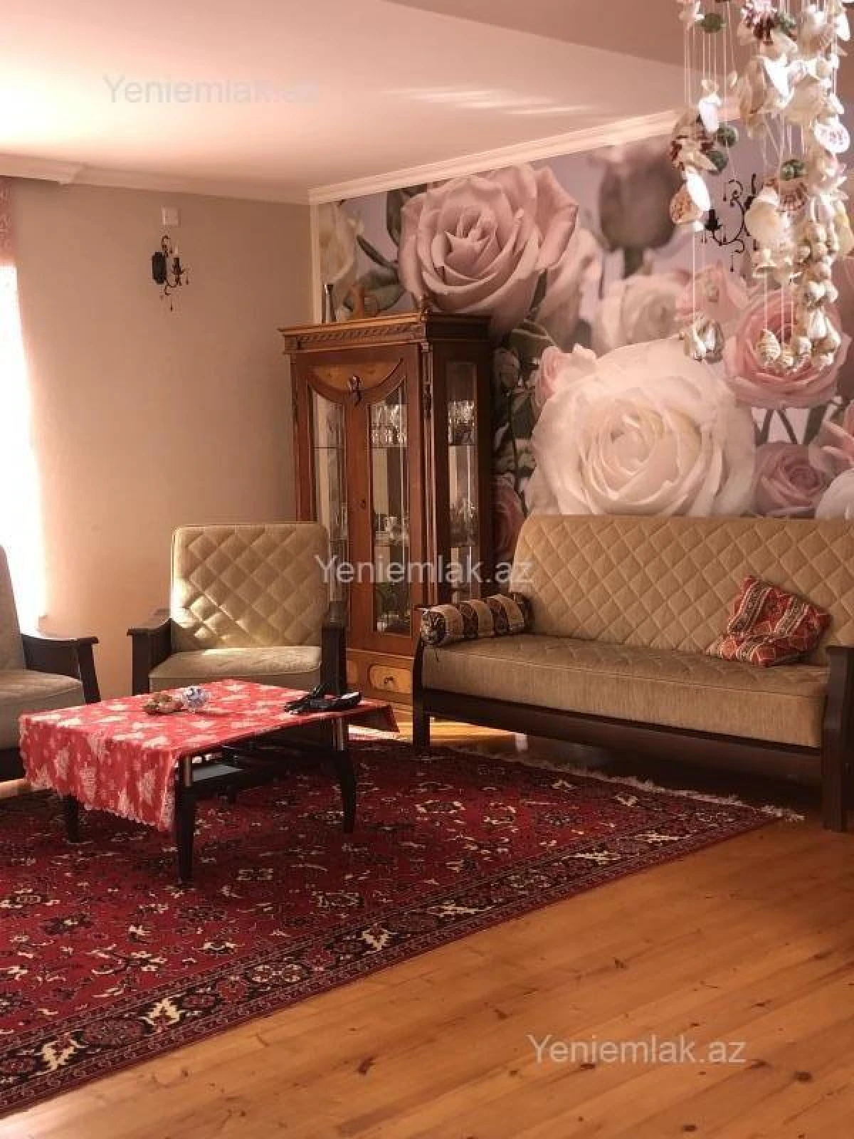 Satılır 4 otaqlı həyət evi 180 m²