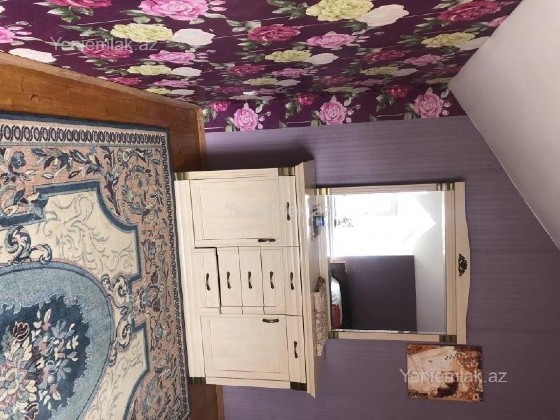 Satılır 4 otaqlı həyət evi 180 m²