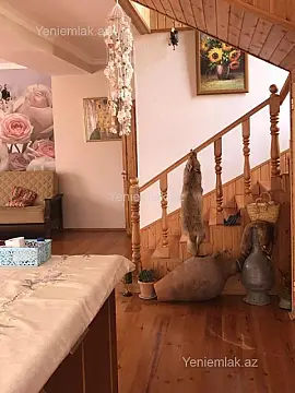 Satılır 4 otaqlı həyət evi 180 m²