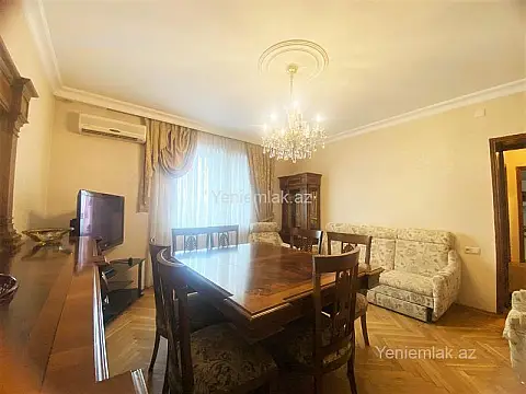 Satılır 4 otaqlı köhnə tikili 110 m² — Bakı, Yasamal 4 otaq 110.00 m²