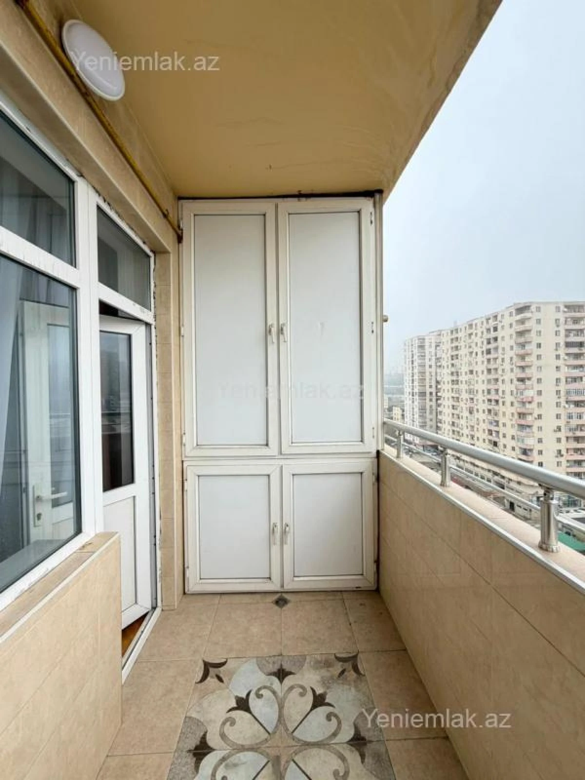 Satılır 3 otaqlı yeni tikili 110 m²