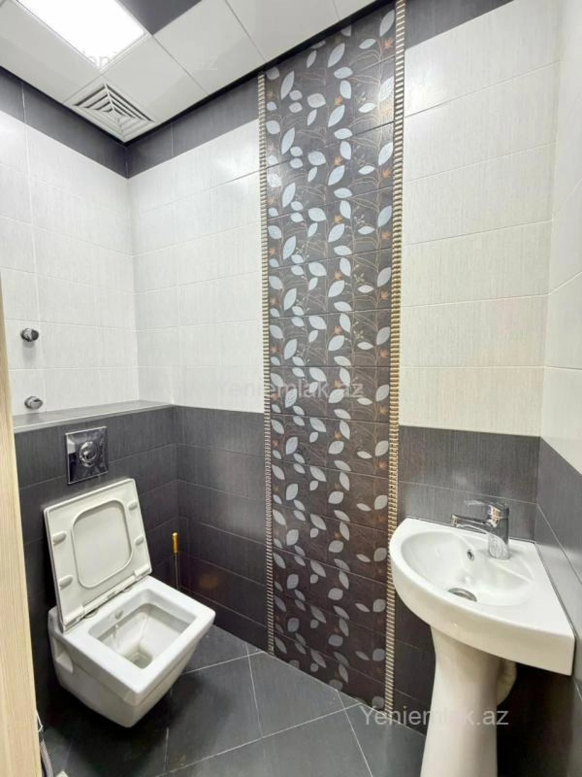 Satılır 3 otaqlı yeni tikili 110 m²