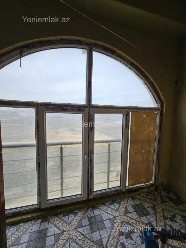 Satılır 2 otaqlı yeni tikili 70 m²