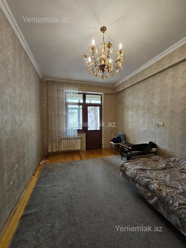 Satılır 2 otaqlı yeni tikili 70 m²