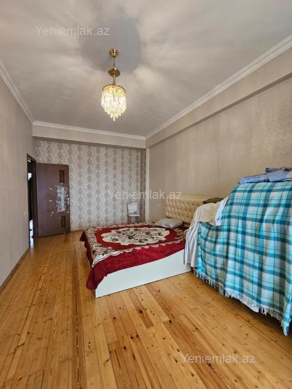 Satılır 2 otaqlı yeni tikili 70 m²