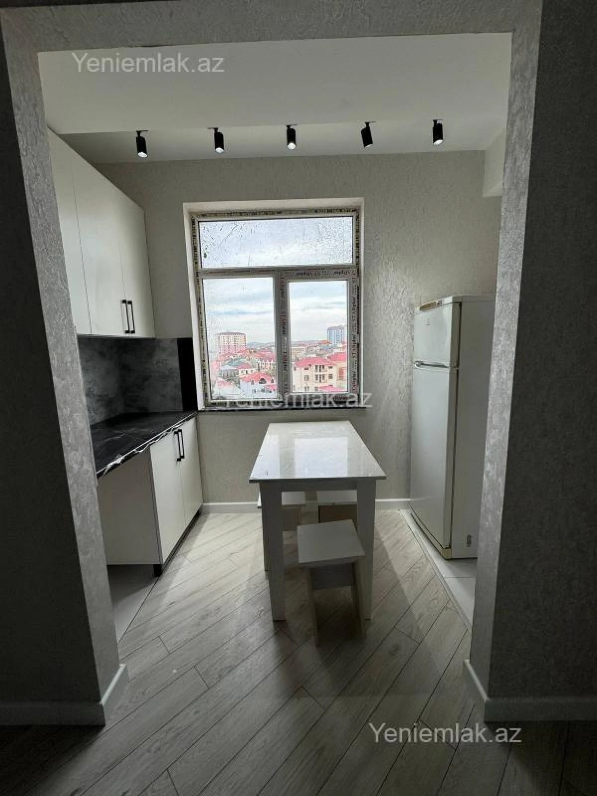 Satılır 2 otaqlı yeni tikili 35 m²