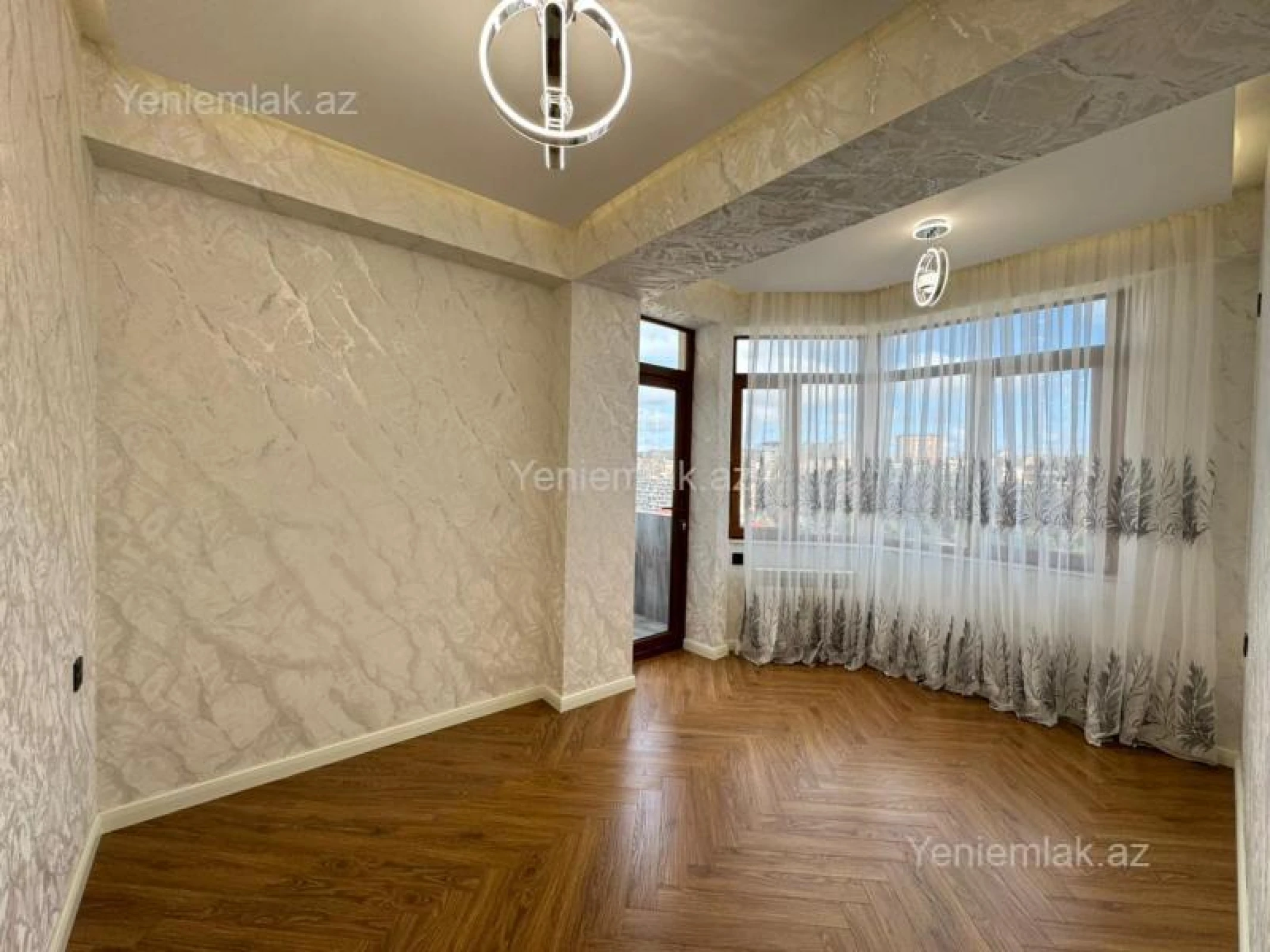 Satılır 3 otaqlı yeni tikili 115 m²