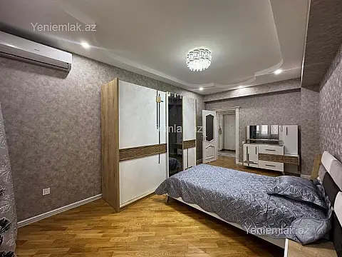 Satılır 3 otaqlı yeni tikili 140 m²
