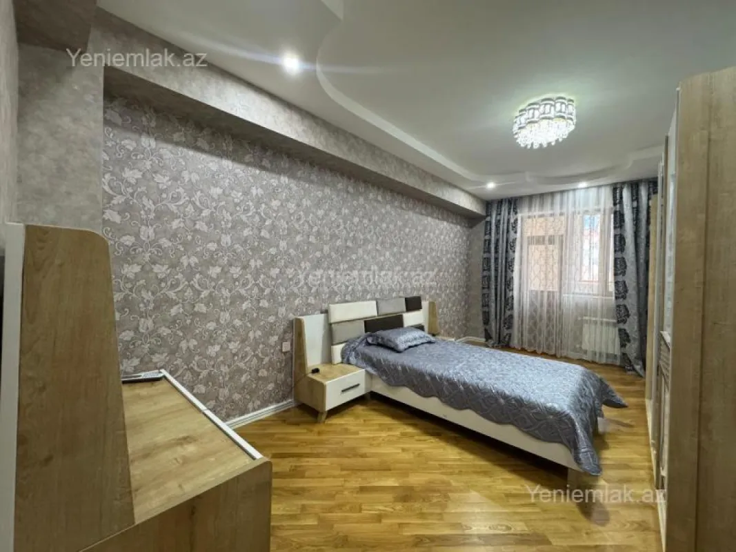 Satılır 3 otaqlı yeni tikili 140 m²