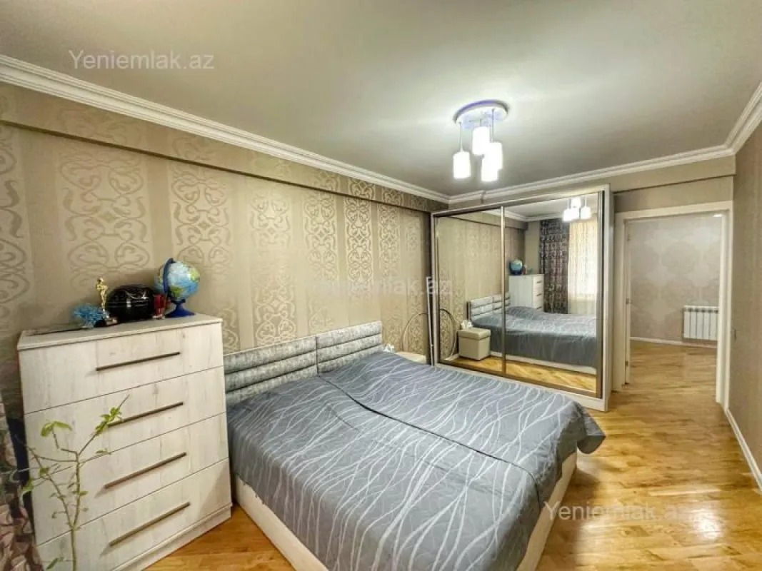 Satılır 3 otaqlı yeni tikili 136 m²