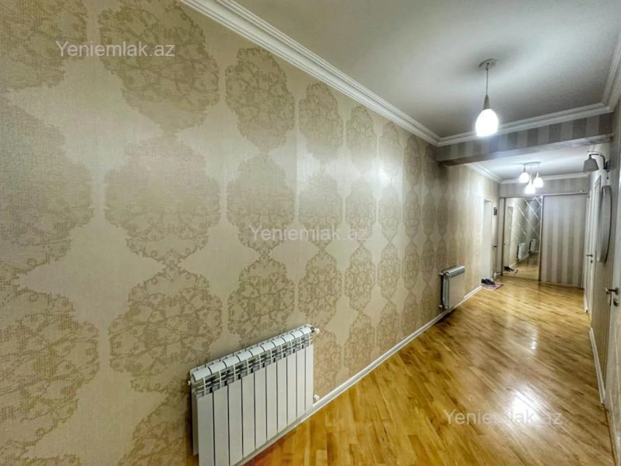 Satılır 3 otaqlı yeni tikili 136 m²