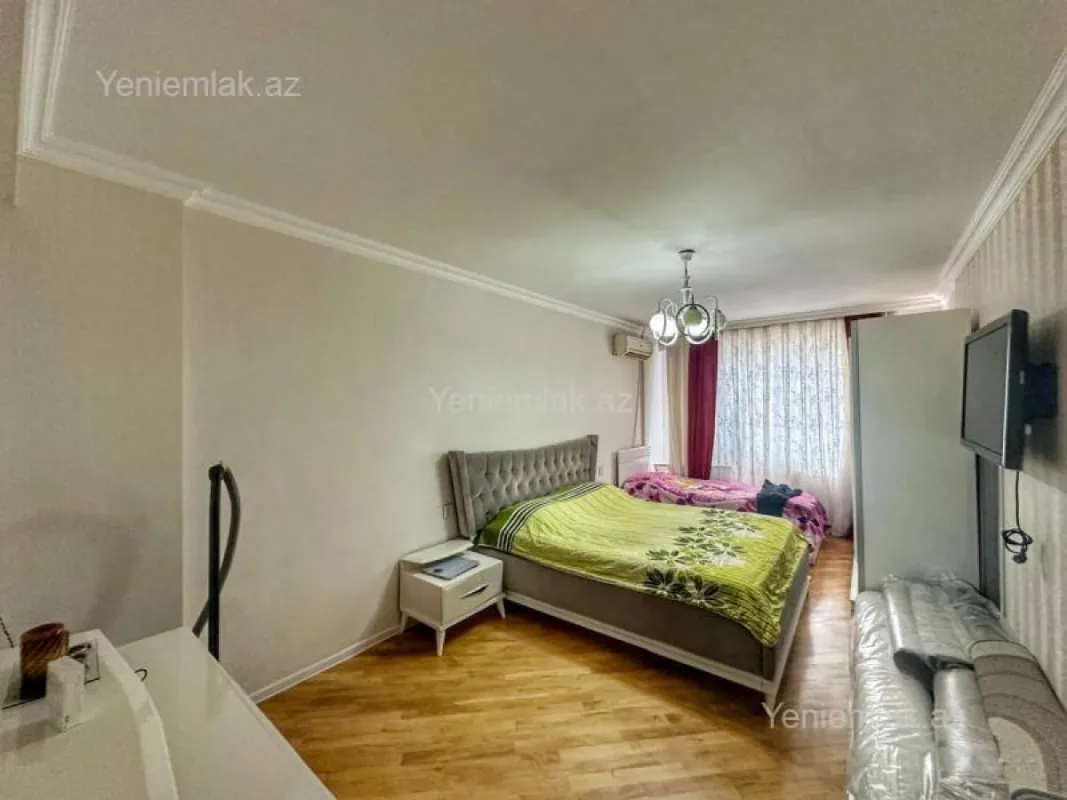 Satılır 3 otaqlı yeni tikili 136 m²