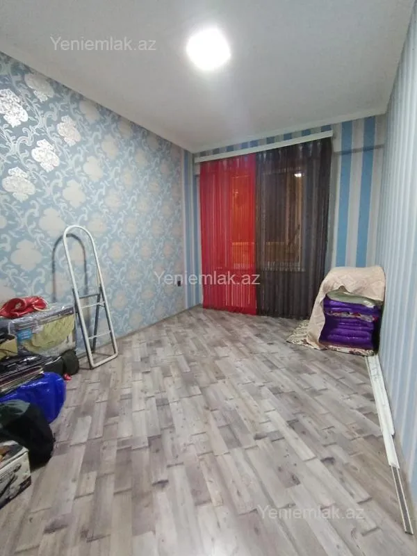 Satılır 3 otaqlı yeni tikili 110 m²